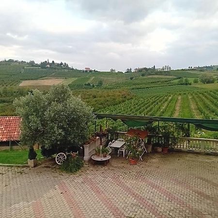 Cascina Cantaret Agriturismo 산마르자노올리베토 외부 사진