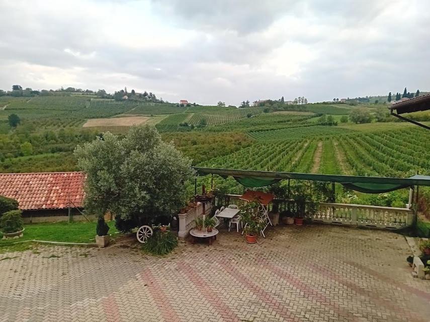 Cascina Cantaret Agriturismo 산마르자노올리베토 외부 사진